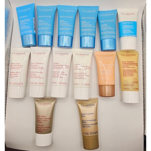 Clarins Travel Size Bundle - Picture 3 of 7